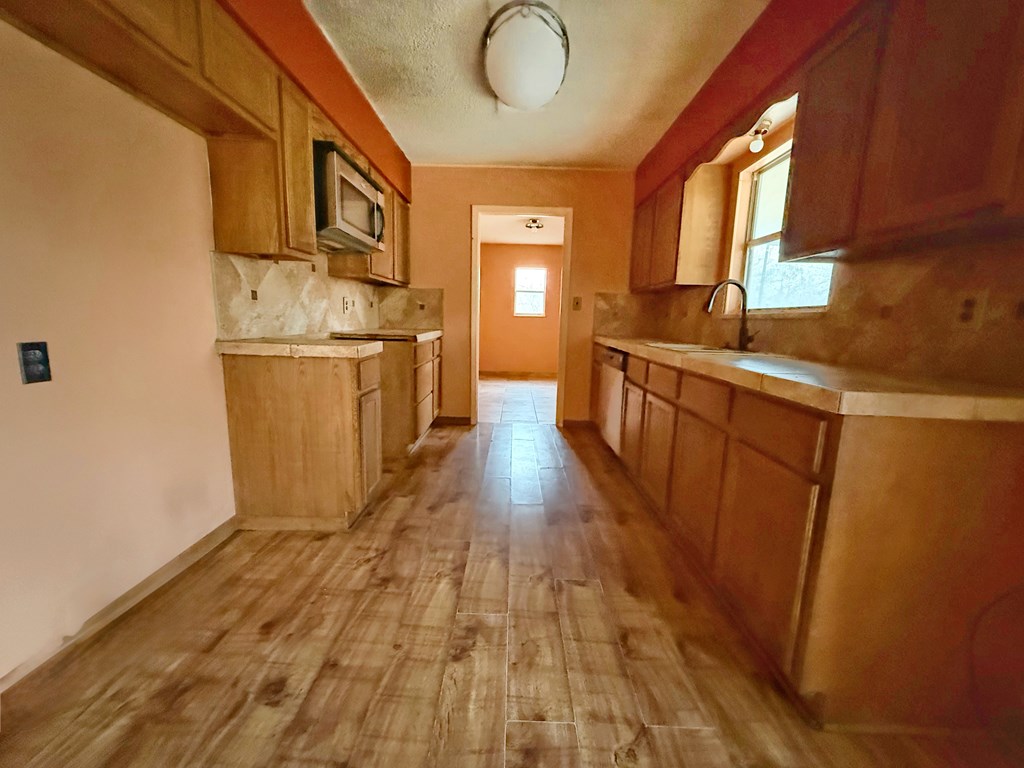 607 N Bowie Property Photo 23