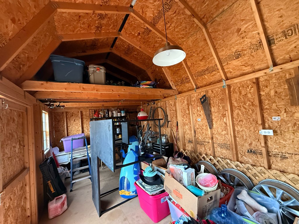 607 N Bowie Property Photo 34