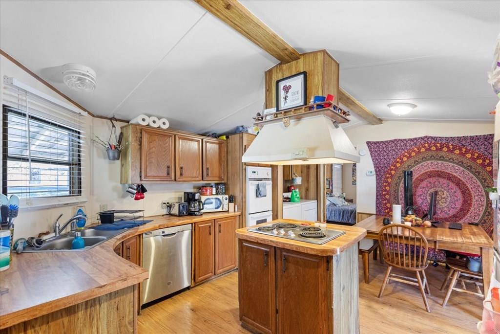 1411 Democrat St # C Property Photo 7