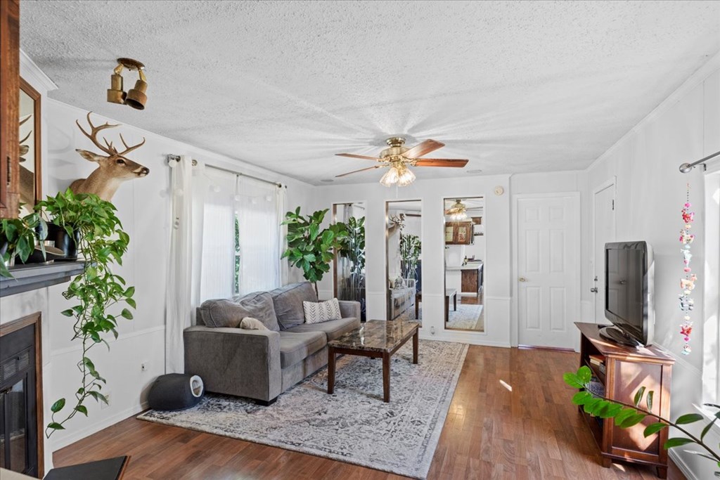 1411 Democrat St # C Property Photo 23