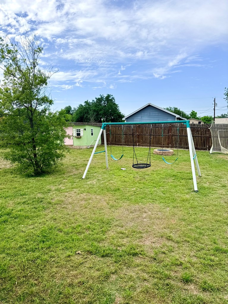1038 Martin St Property Photo 16