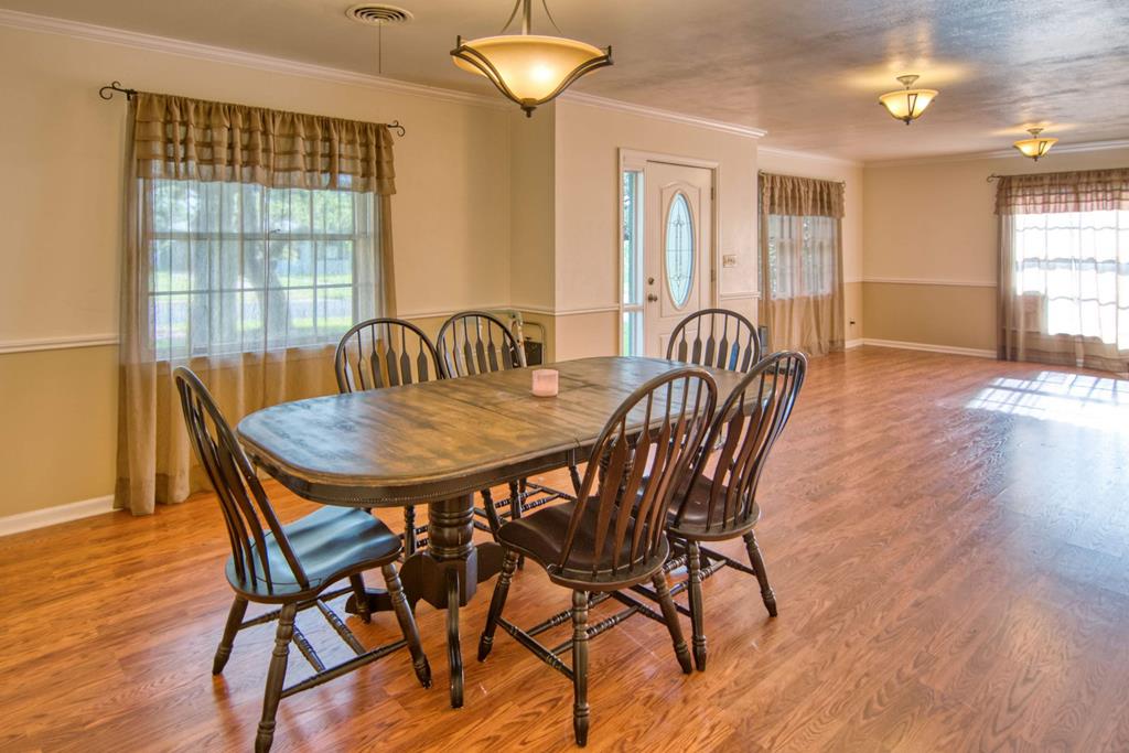 325 E Rainey Property Photo 15