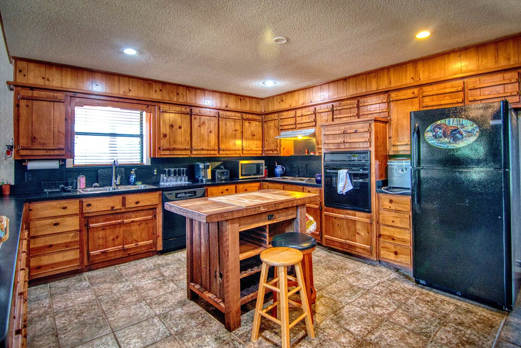 6253 County Rd 121 Property Photo 12