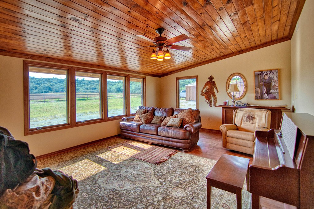 6253 County Rd 121 Property Photo 14