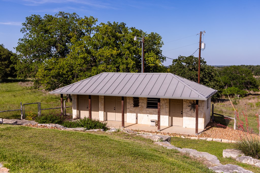 4205 Fredericksburg Rd. Property Photo 53