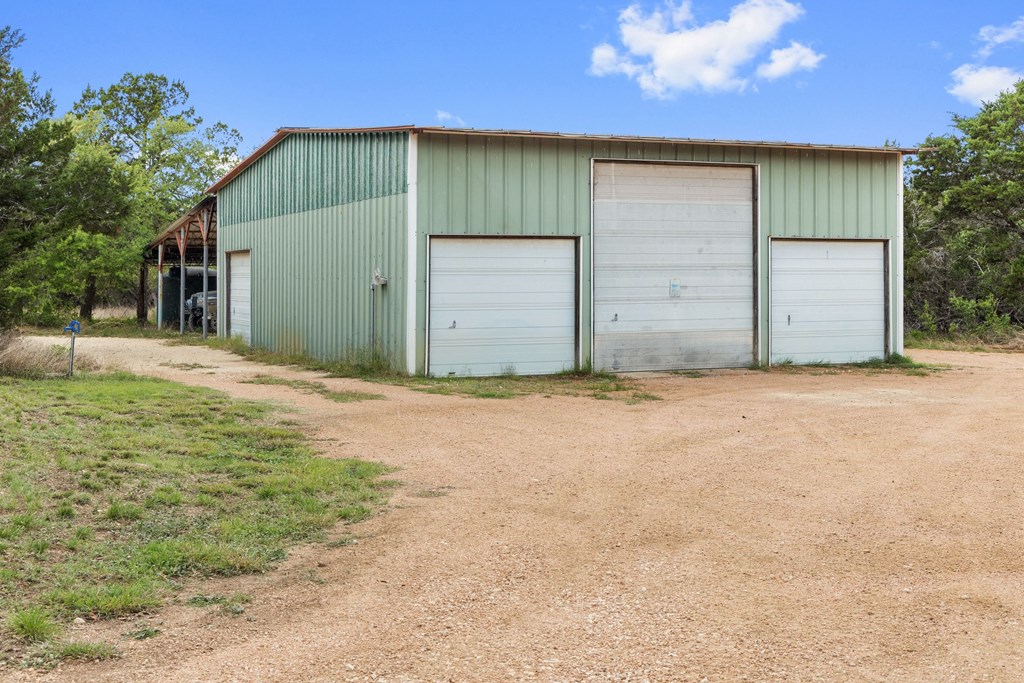 7503 E Us Hwy 290 Property Photo 28