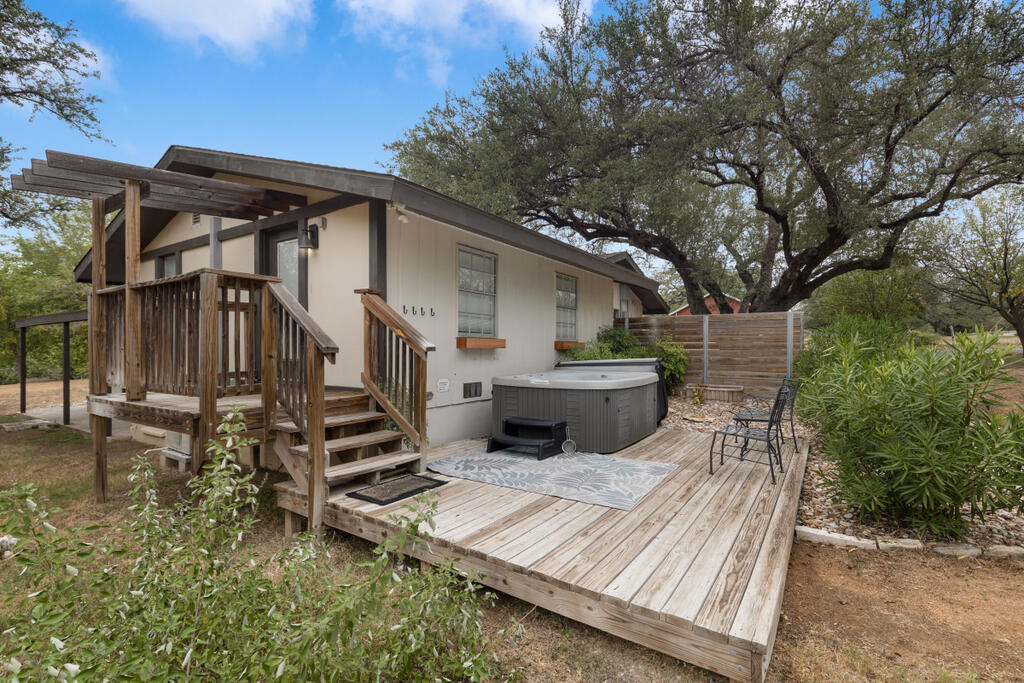 202 Bluebonnet Property Photo 33
