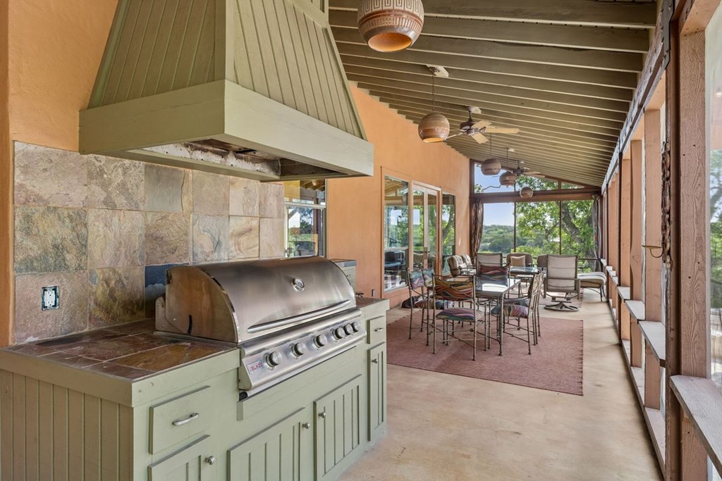 306 S Charles Rd Property Photo 42