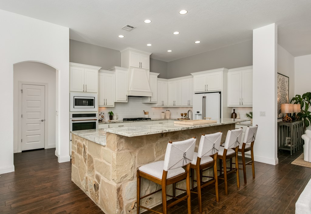 2148 Amberstone Property Photo 6
