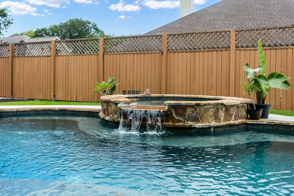 2148 Amberstone Property Photo 12