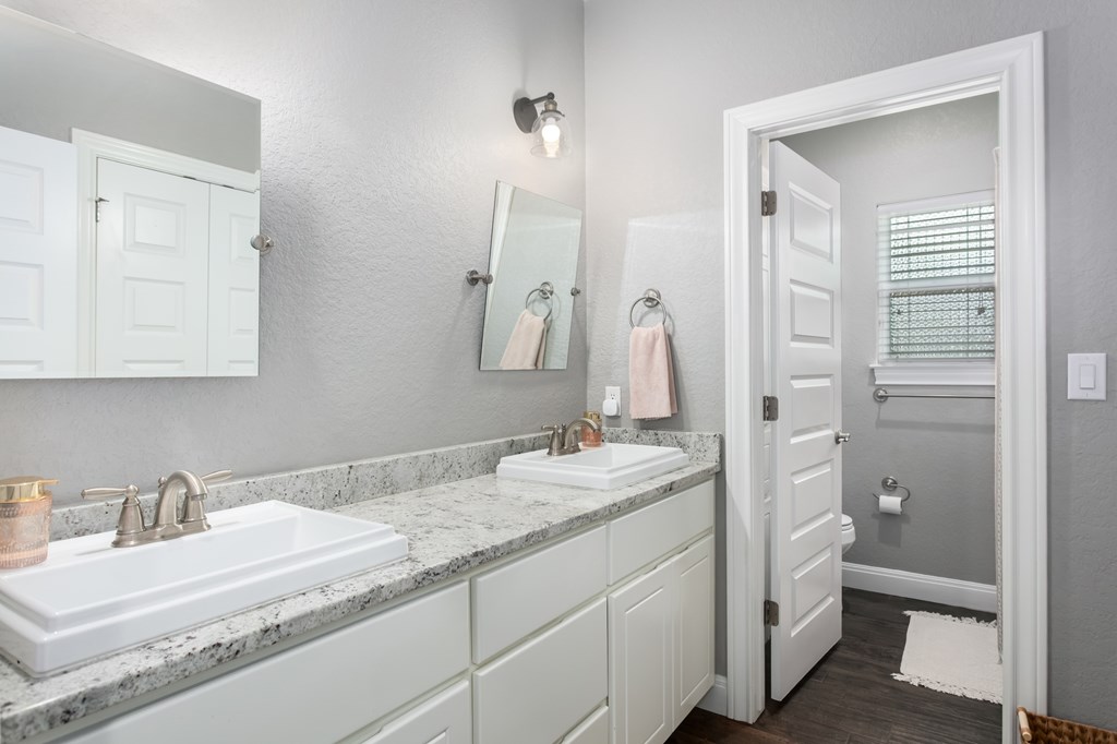 2148 Amberstone Property Photo 24