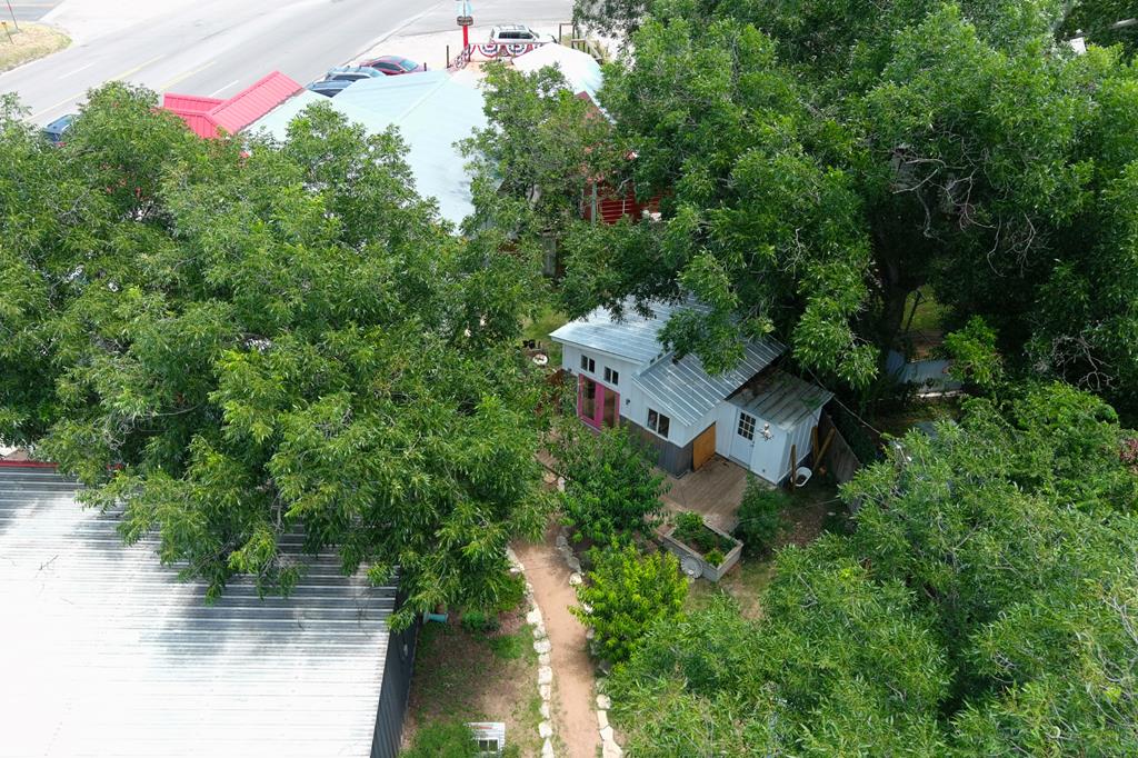427 Hwy 27 Property Photo 15