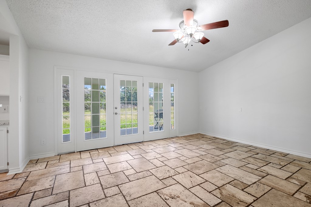 110 Live Oak Lane Property Photo 20