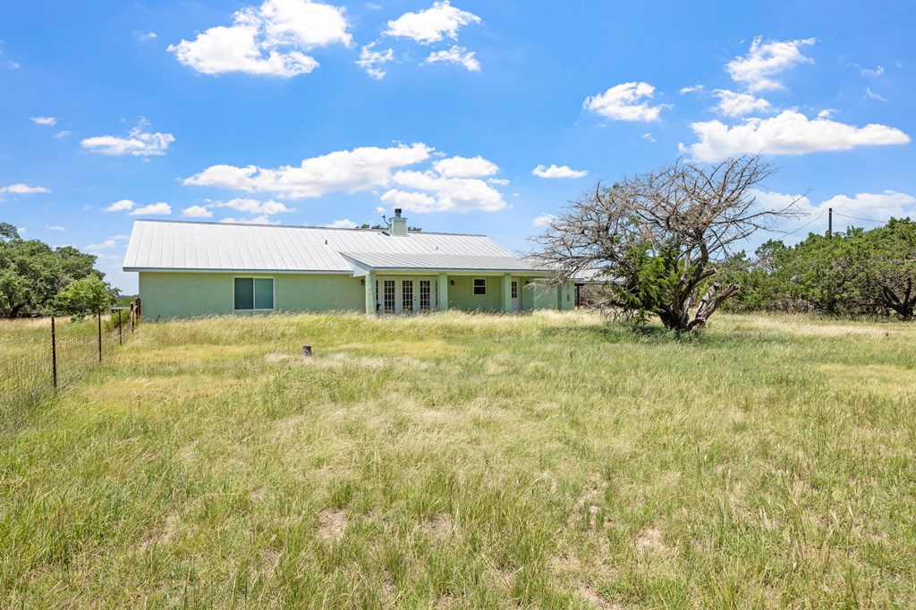 110 Live Oak Lane Property Photo 45