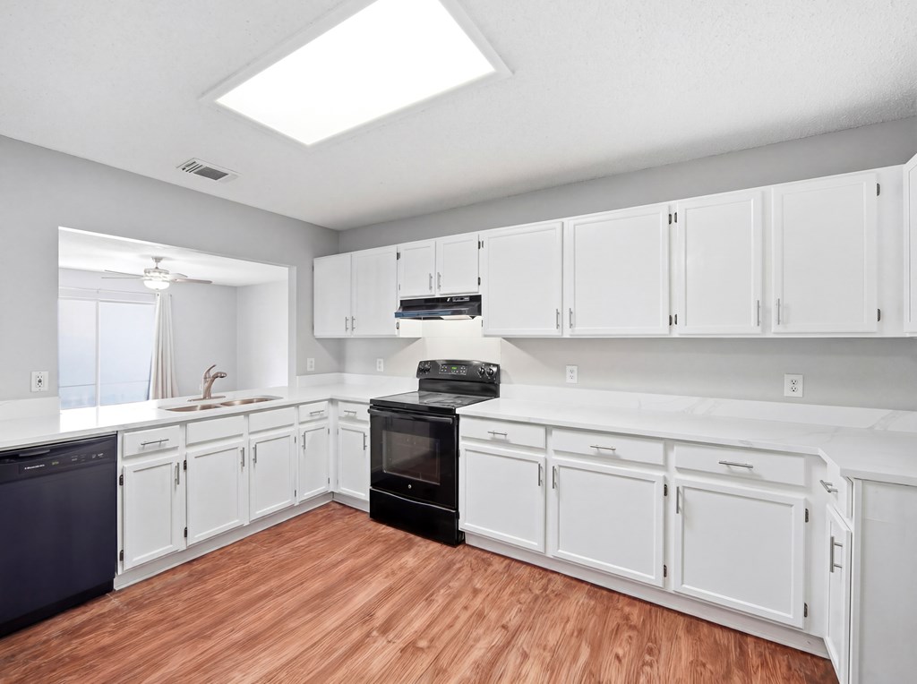 6827 Celes Meadow Dr Property Photo 6