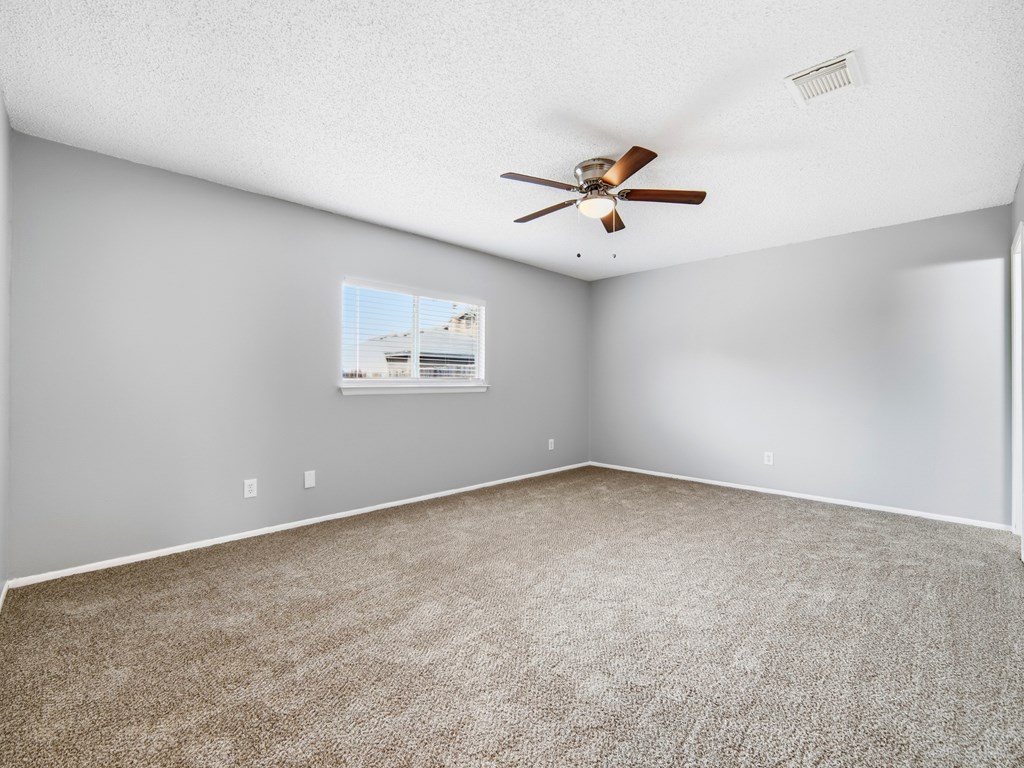 6827 Celes Meadow Dr Property Photo 13