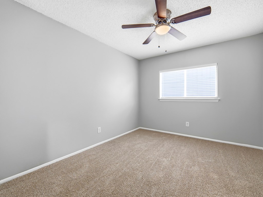 6827 Celes Meadow Dr Property Photo 16