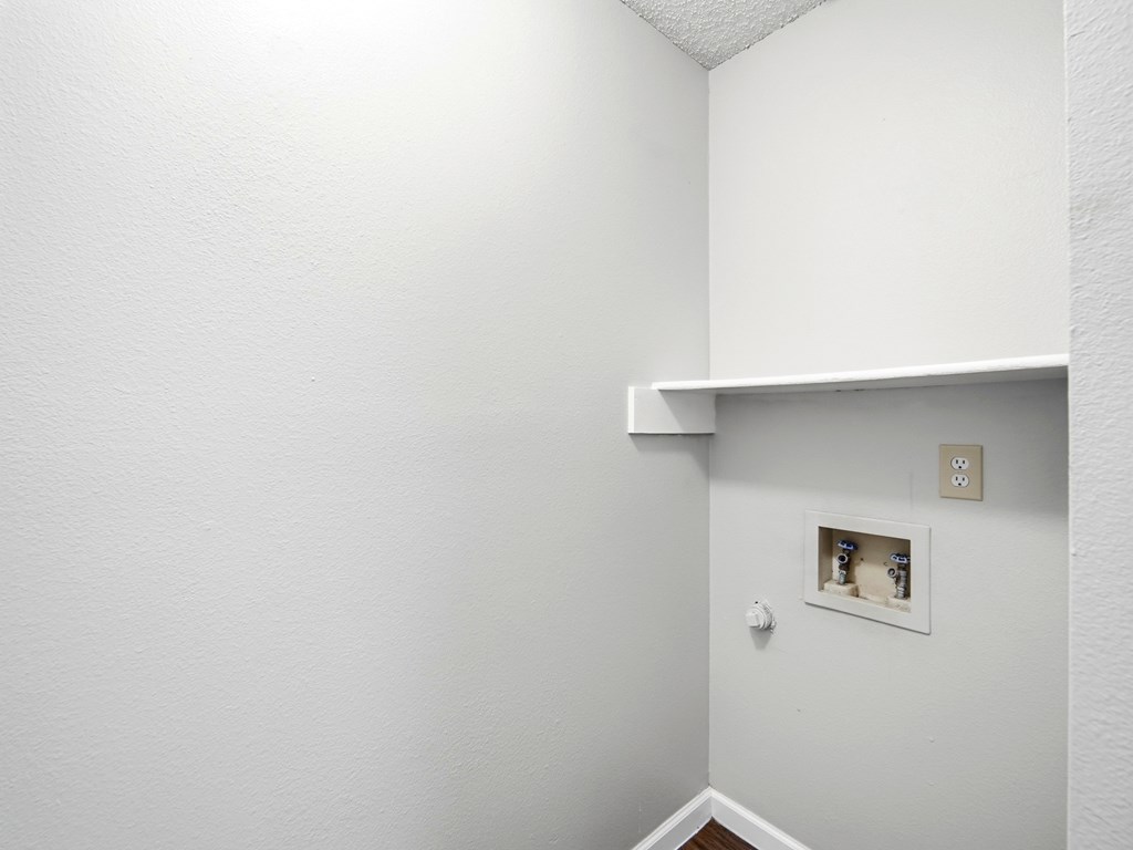 6827 Celes Meadow Dr Property Photo 21