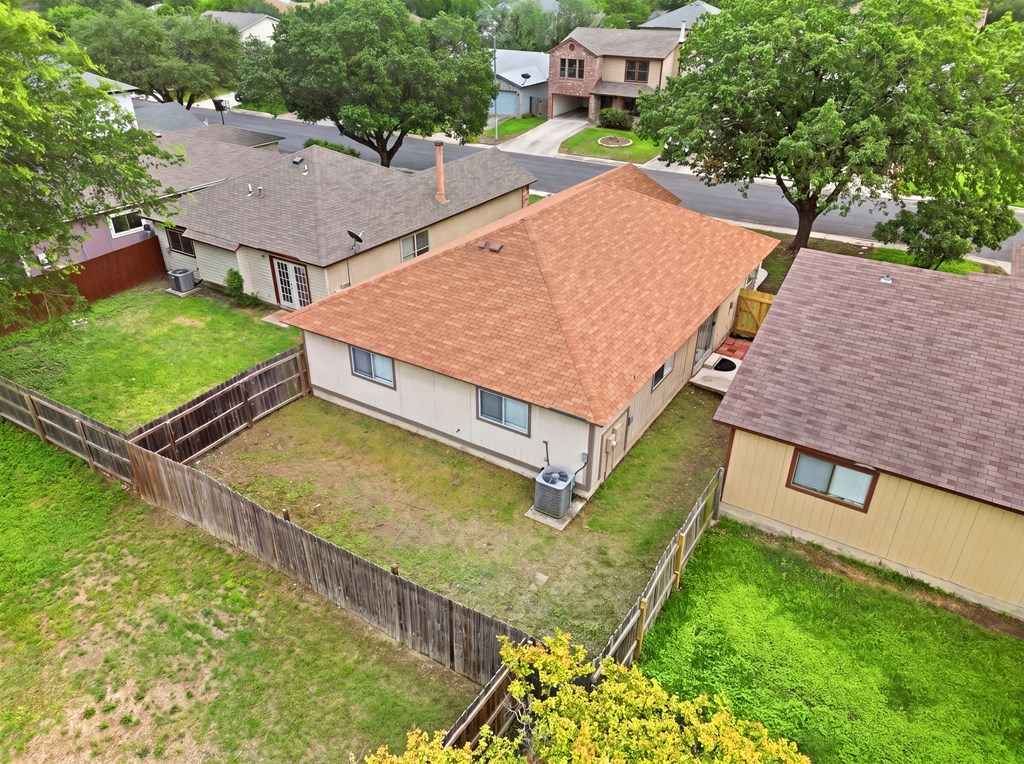 6827 Celes Meadow Dr Property Photo 23