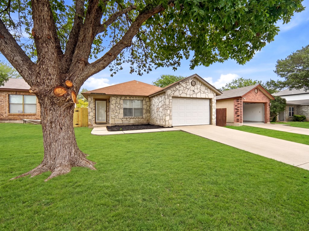 6827 Celes Meadow Dr Property Photo 25