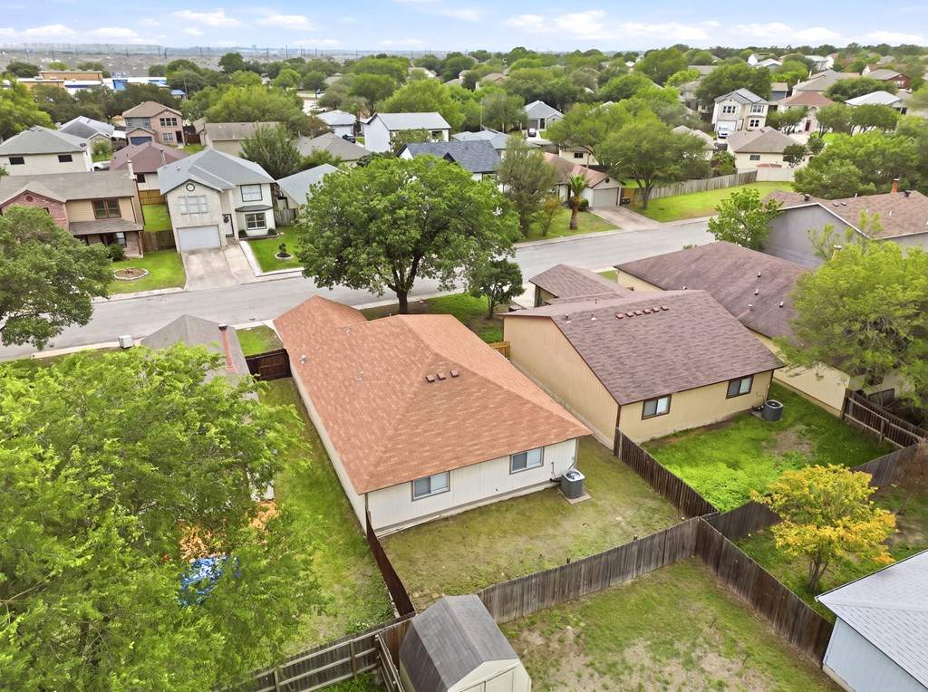 6827 Celes Meadow Dr Property Photo 30