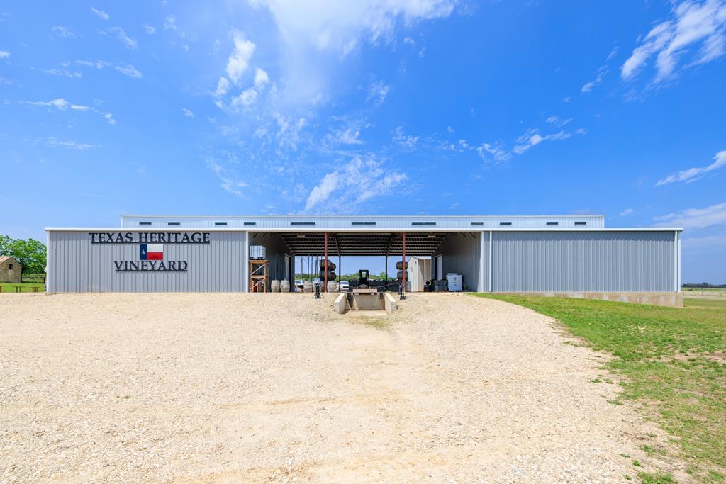 3750 Grapetown Rd Property Photo