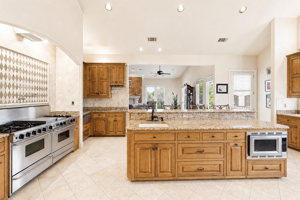 107 Deerwood Property Photo 11