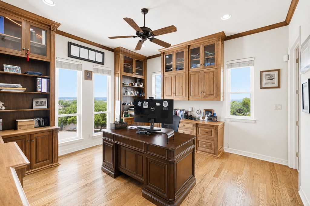 107 Deerwood Property Photo 15