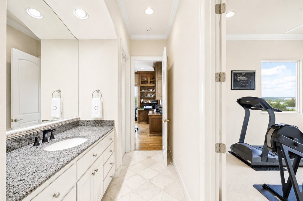 107 Deerwood Property Photo 20