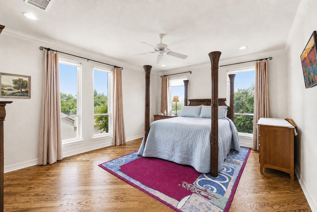 107 Deerwood Property Photo 28
