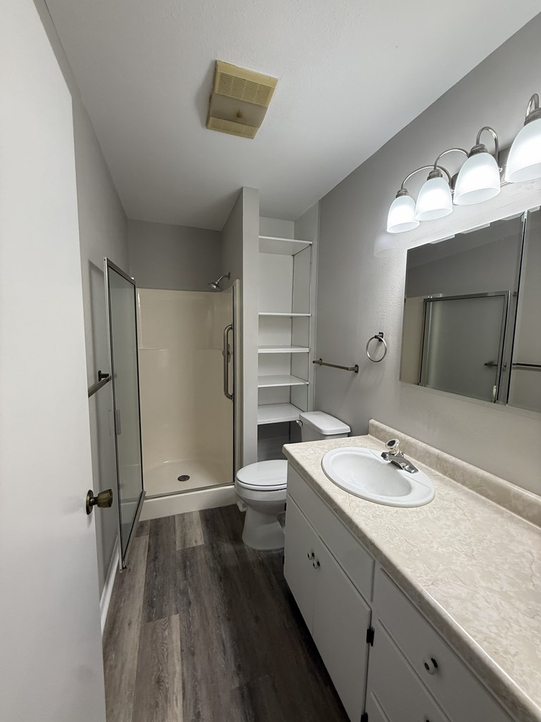 1407 N Crockett St Property Photo 6