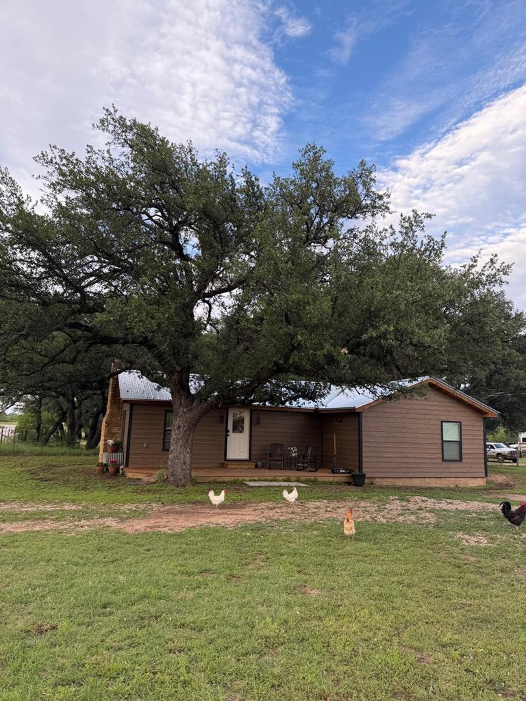 18525 N Us Hwy 377 Property Photo 1