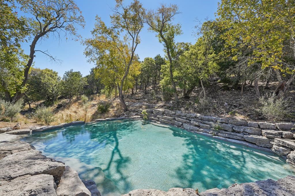 174 Cedar Rock Trl Property Photo 2