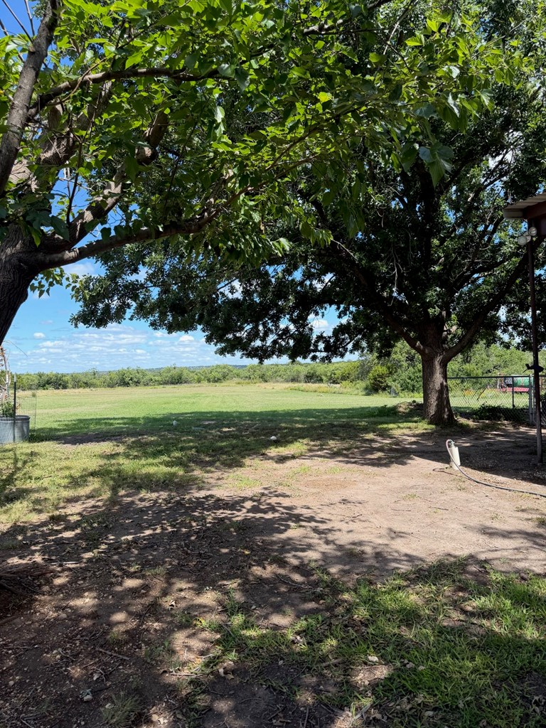 73 Fm 1221 Property Photo 5