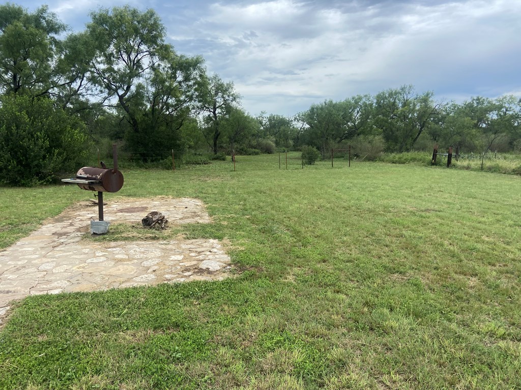 189 E Par-don Road Property Photo 11