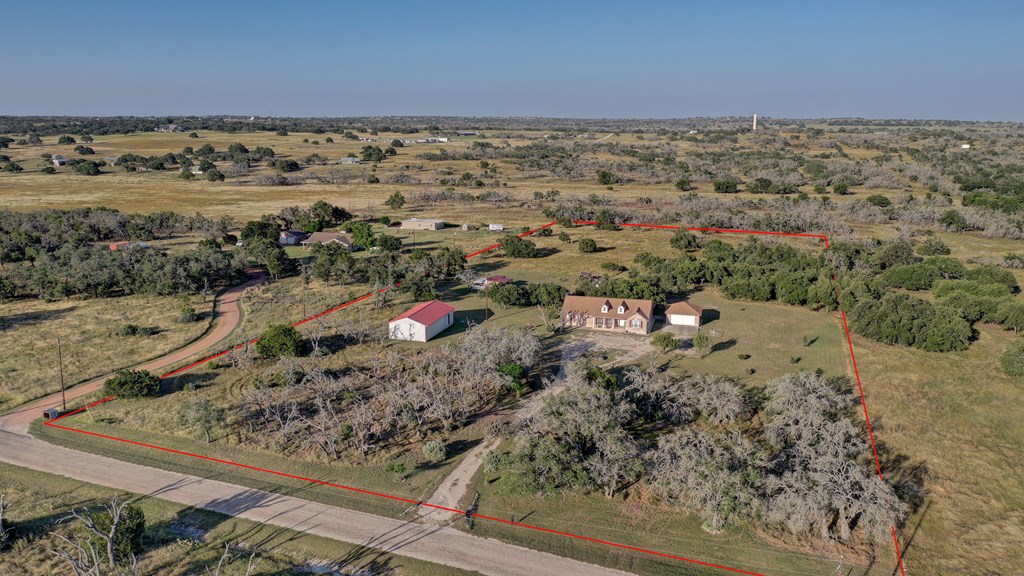 680 Windmill Ridge Property Photo 4