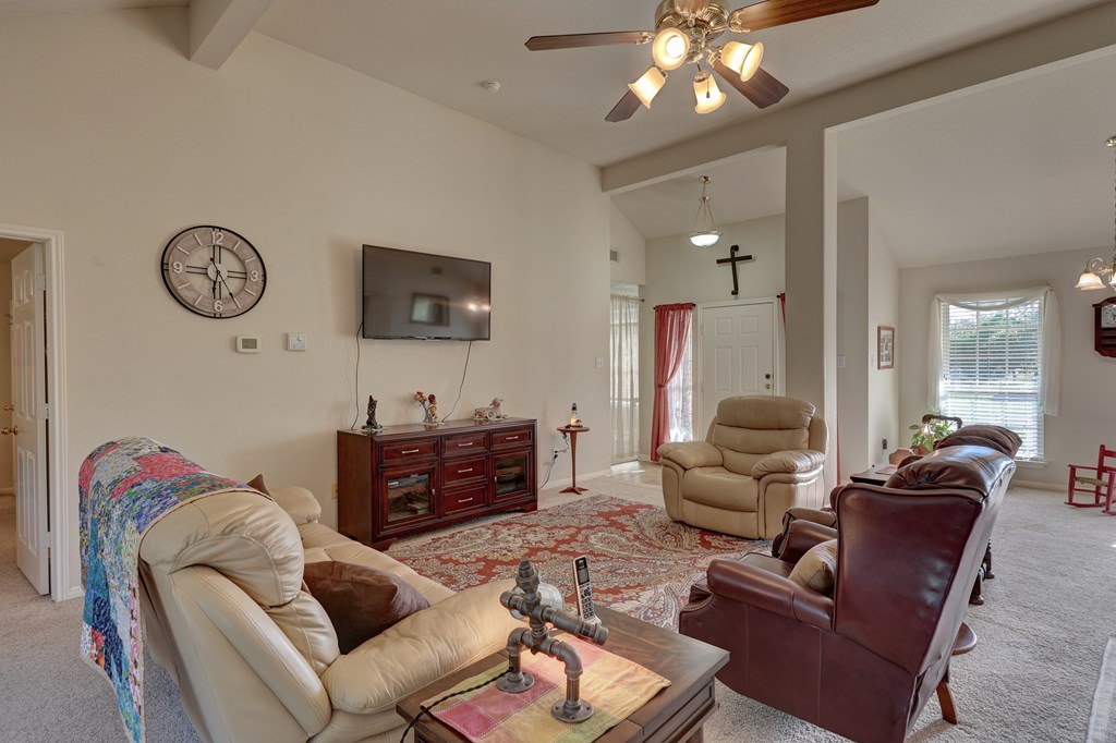 680 Windmill Ridge Property Photo 8