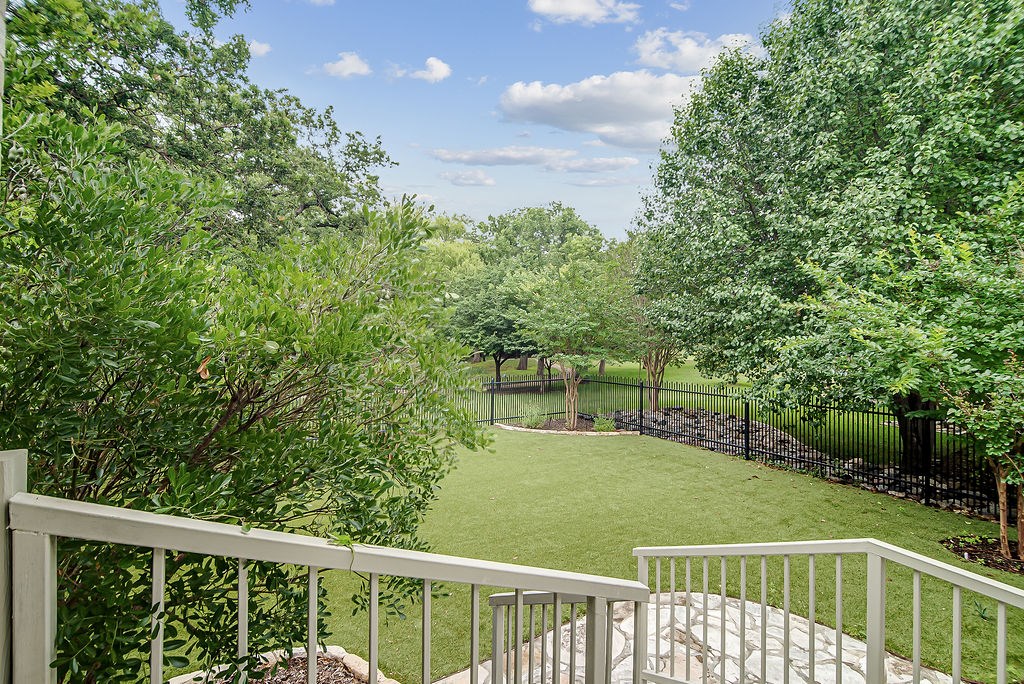 218 E Creekview Dr Property Photo 32