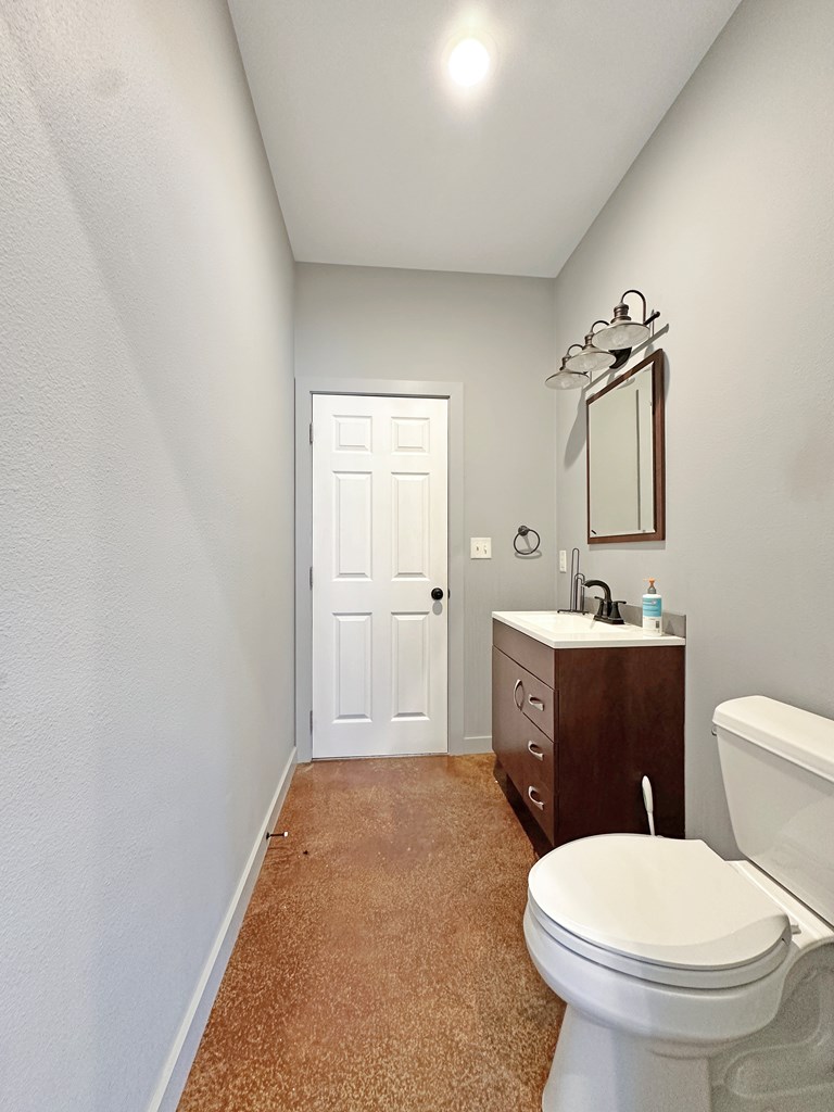 37 Royal Oaks Loop Property Photo 7