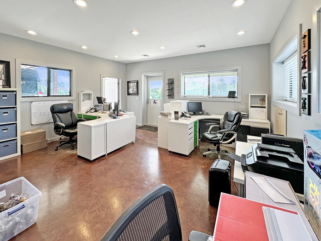 37 Royal Oaks Loop Property Photo 9