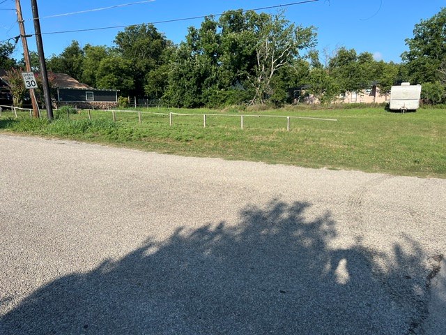 1904 S Cypress St Property Photo 3