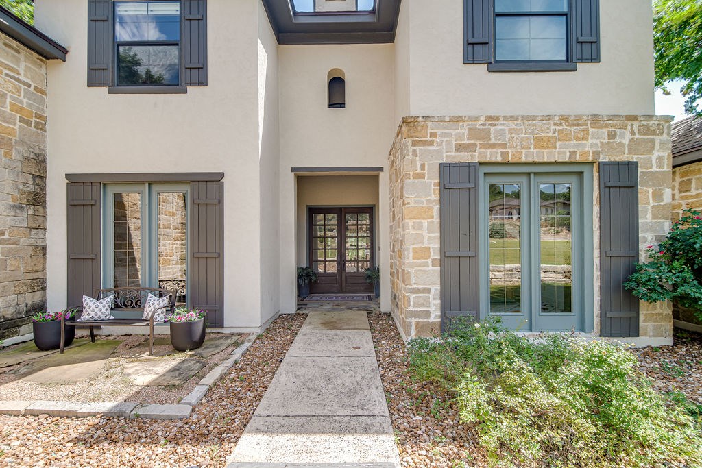 149 Stoneledge Property Photo 3