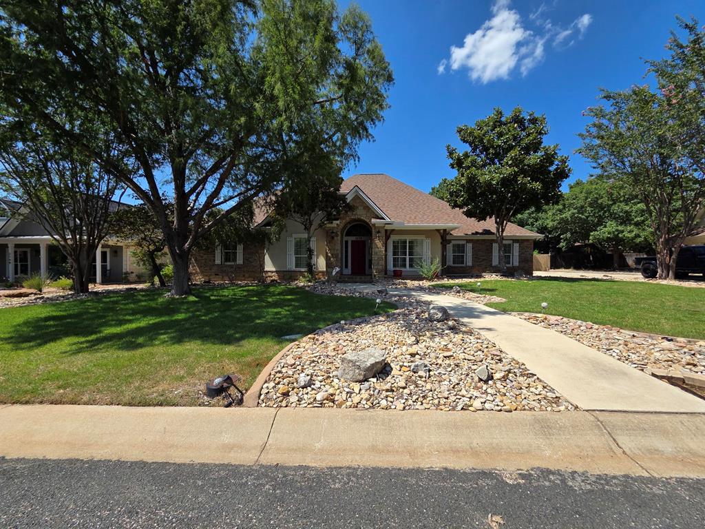 2150 Hedgestone Property Photo 1