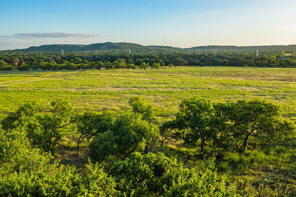 3841 W Us Hwy 290 Property Photo 43