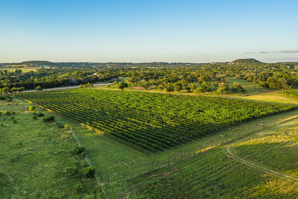 3841 W Us Hwy 290 Property Photo 45