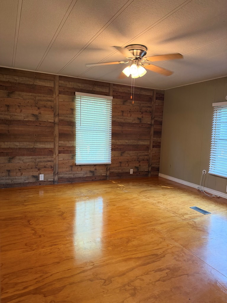 172 Sleepy Hollow Property Photo 9