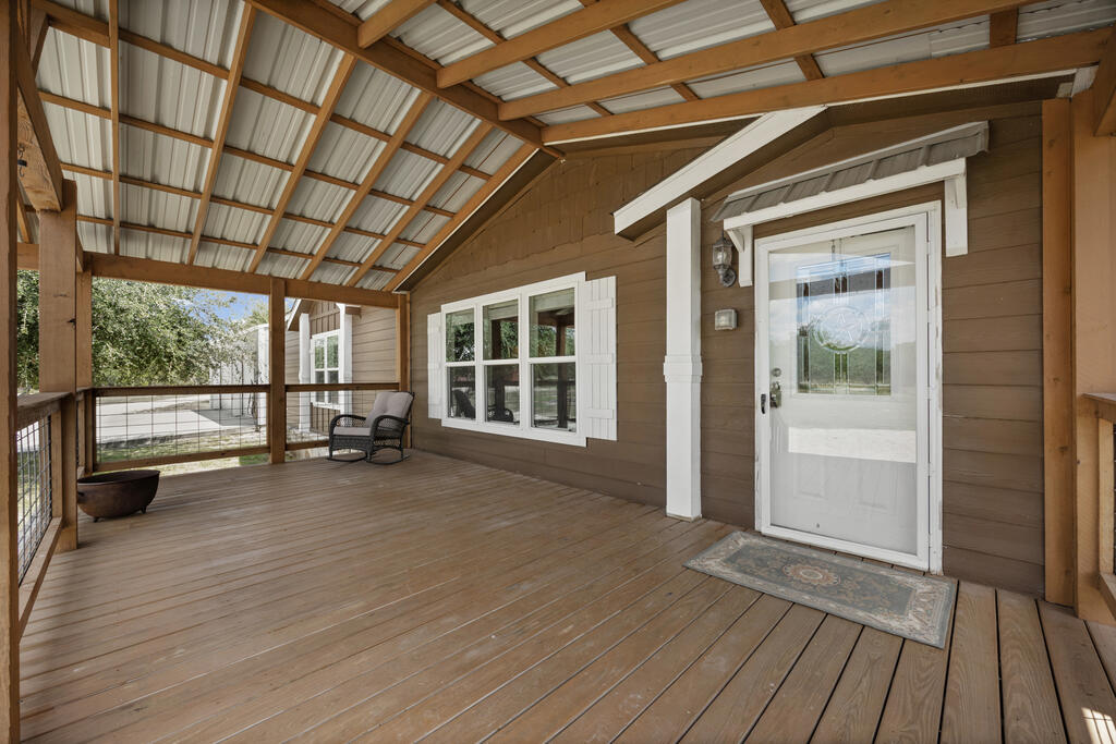 7870 Ranch Rd 165 Property Photo 5