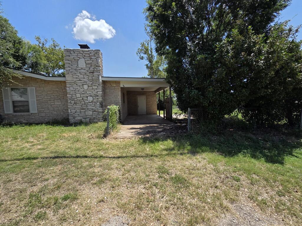 333 W Nimitz St Property Photo 15