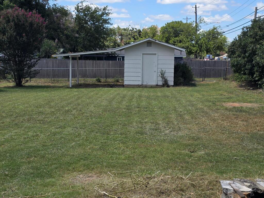 333 W Nimitz St Property Photo 18