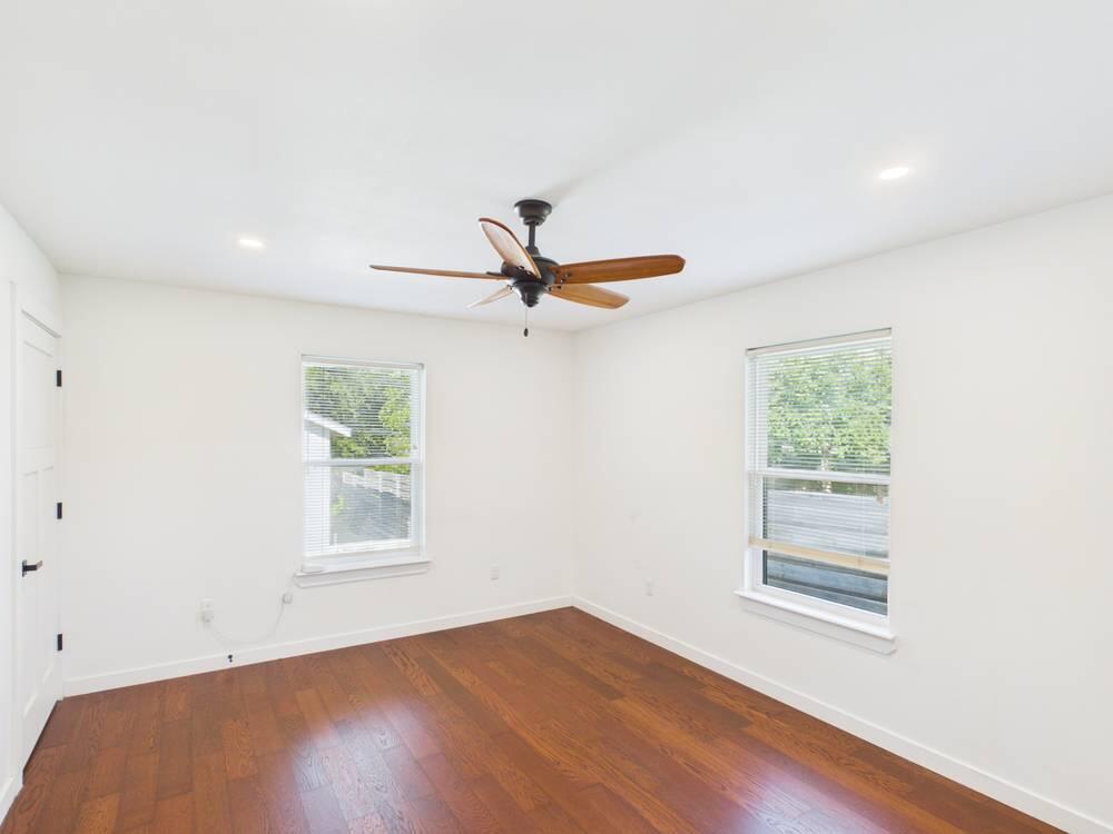 313 Fulton St Property Photo 13